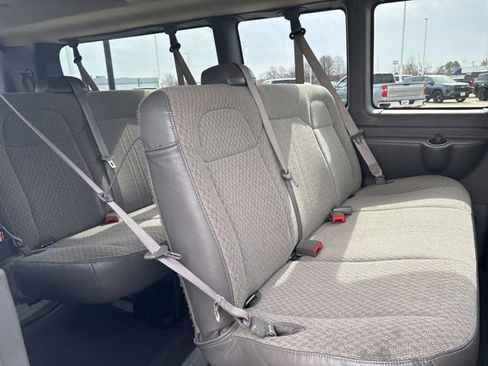 Used 2025 Chevrolet Express 3500 LT w/ LT Preferred Equipment Group image 21