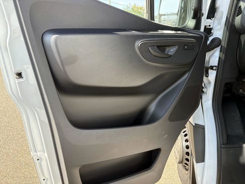 Used 2025 Mercedes-Benz Sprinter 3500 image 11