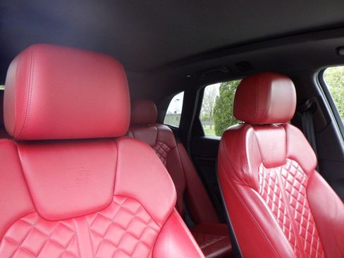 Used 2021 Audi SQ5 Prestige w/ Prestige Package AWD/4WD image 17
