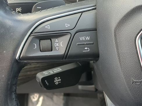 Used 2018 Audi Q7 3.0T Premium image 30