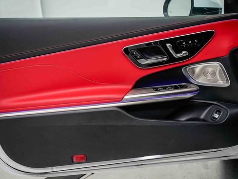 Used 2025 Mercedes-Benz CLE 53 AMG 4MATIC Cabriolet image 18