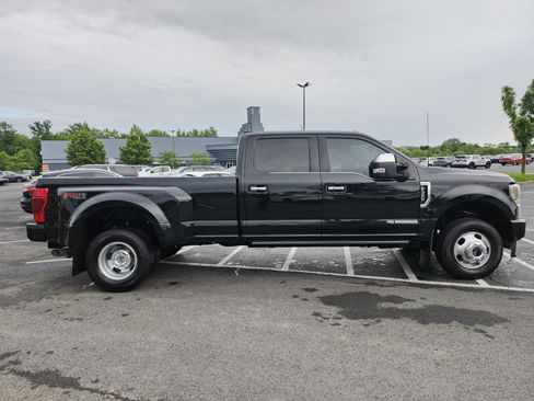 Used 2022 Ford F350 Platinum AWD/4WD image 20
