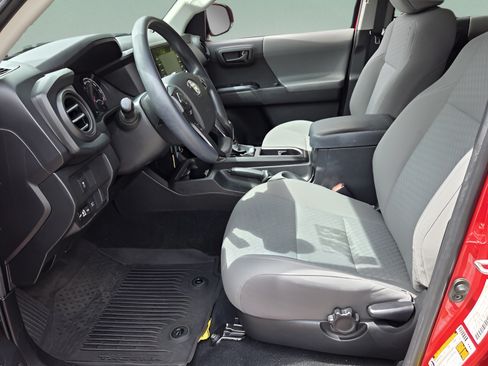 Used 2022 Toyota Tacoma SR w/ SR Convenience Package RWD image 9