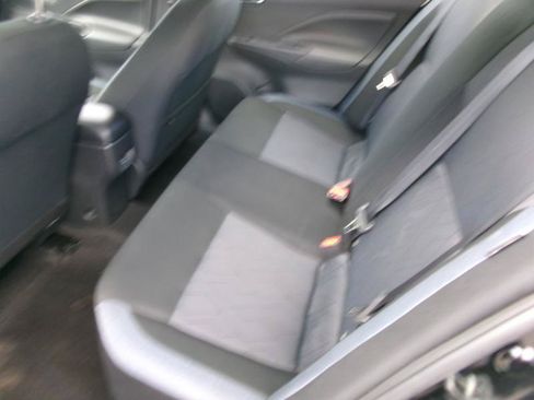 Used 2025 Nissan Versa SV FWD image 9