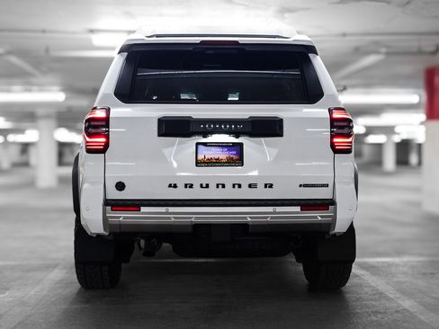 Used 2025 Toyota 4Runner Trailhunter AWD/4WD image 8