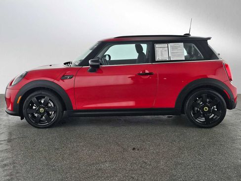 Used 2024 MINI Cooper SE image 6