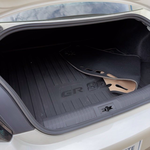 Used 2024 Toyota GR86 Premium RWD image 14