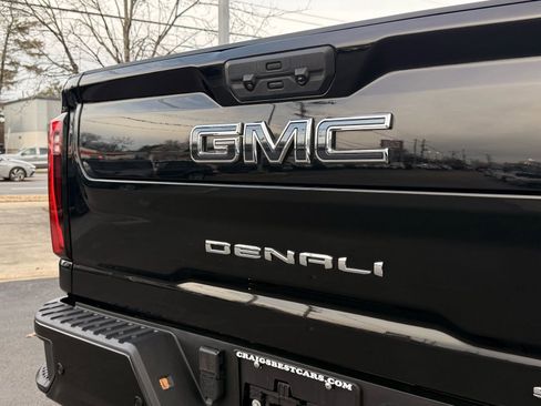 Used 2024 GMC Sierra 2500 Denali Ultimate image 8