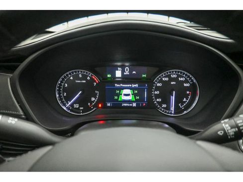 Used 2023 Cadillac XT4 Premium Luxury image 37