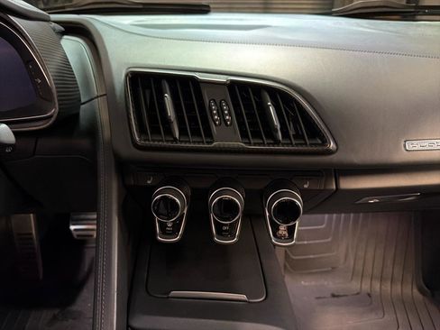 Used 2017 Audi R8 V10 plus image 27