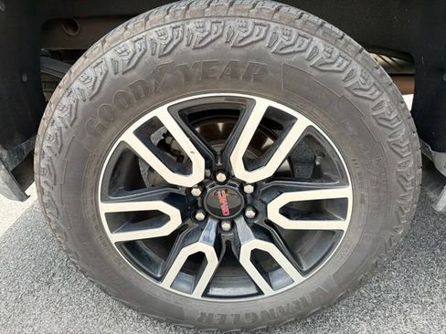 Used 2021 GMC Sierra 1500 AT4 AWD/4WD image 17