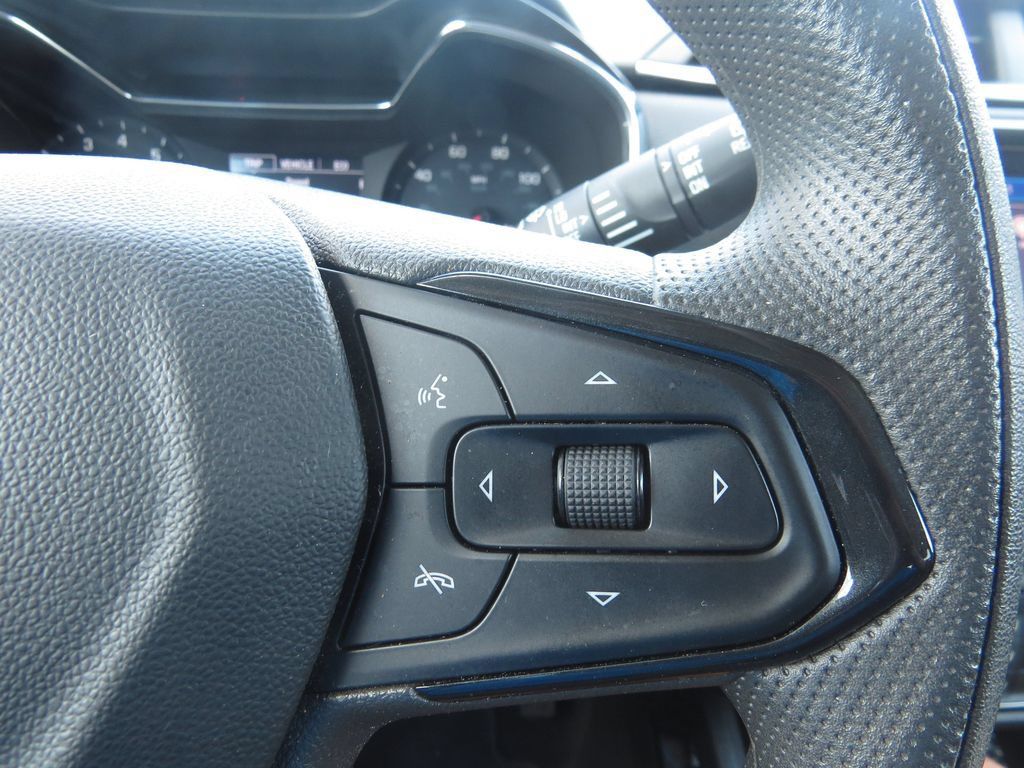 Certified 2023 Chevrolet TrailBlazer LT w/ Convenience Package FWD image 38
