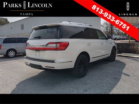 Used 2021 Lincoln Navigator Reserve image 7