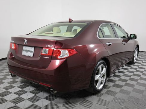 Used 2010 Acura TSX Sedan image 2