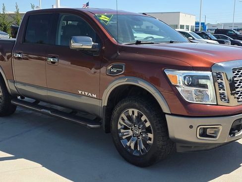 Used 2017 Nissan Titan Platinum Reserve AWD/4WD image 8