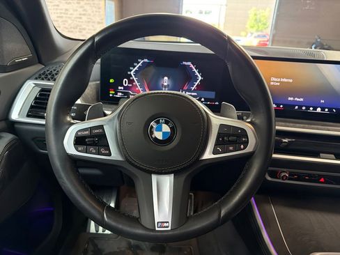 Used 2024 BMW X5 sDrive40i w/ M Sport Package RWD image 16