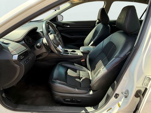Certified 2022 Nissan Altima 2.5 SR w/ Midnight Edition Package FWD image 13