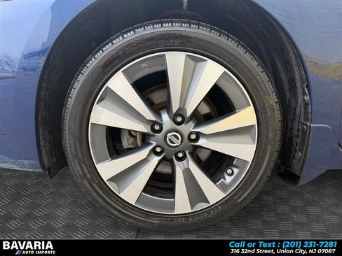 Used 2016 Nissan Sentra SL w/ Technology Package image 8