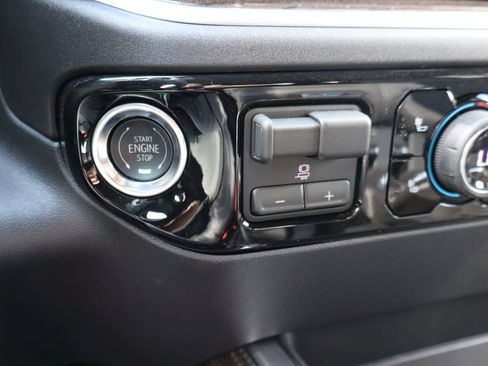 New 2026 Chevrolet Silverado 1500 LT w/ All Star Edition Plus AWD/4WD image 13