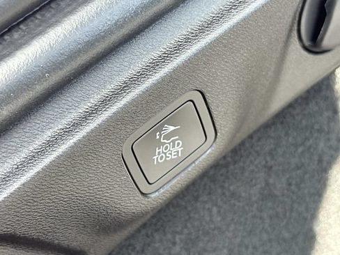 New 2026 Dodge Charger R/T AWD/4WD image 15