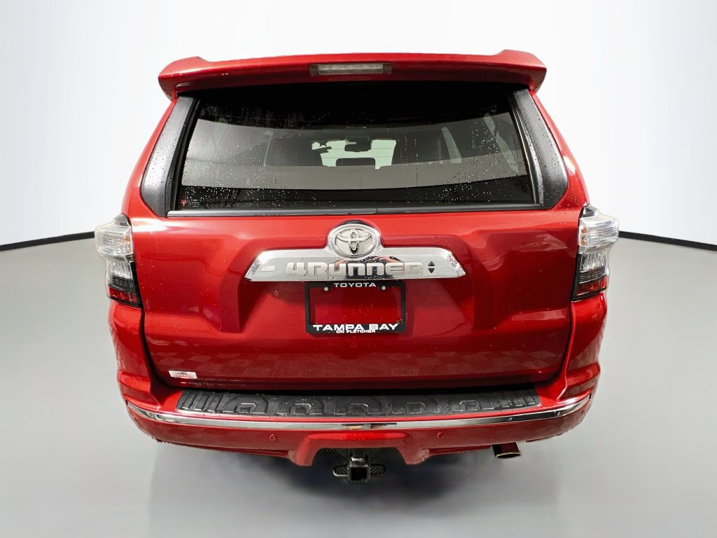 Used 2022 Toyota 4Runner Limited AWD/4WD image 4