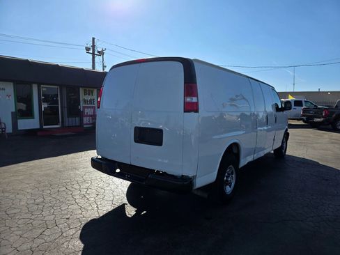 Used 2019 Chevrolet Express 2500 Extended w/ Driver Convenience Package image 6