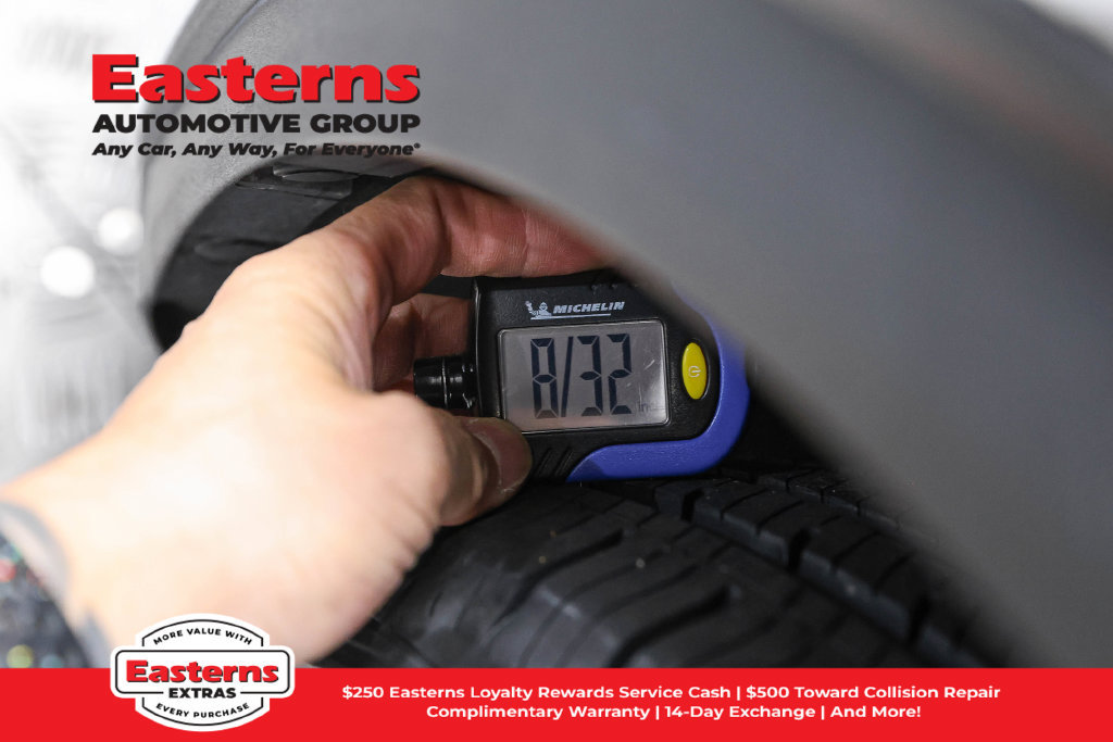 Used 2022 Ford Escape S AWD/4WD image 28