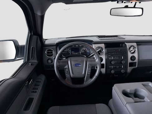 Used 2011 Ford F150 XLT w/ XLT Chrome Pkg image 15