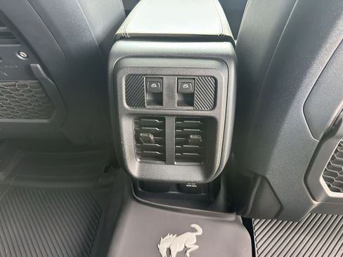 New 2025 Ford Bronco Badlands AWD/4WD image 32