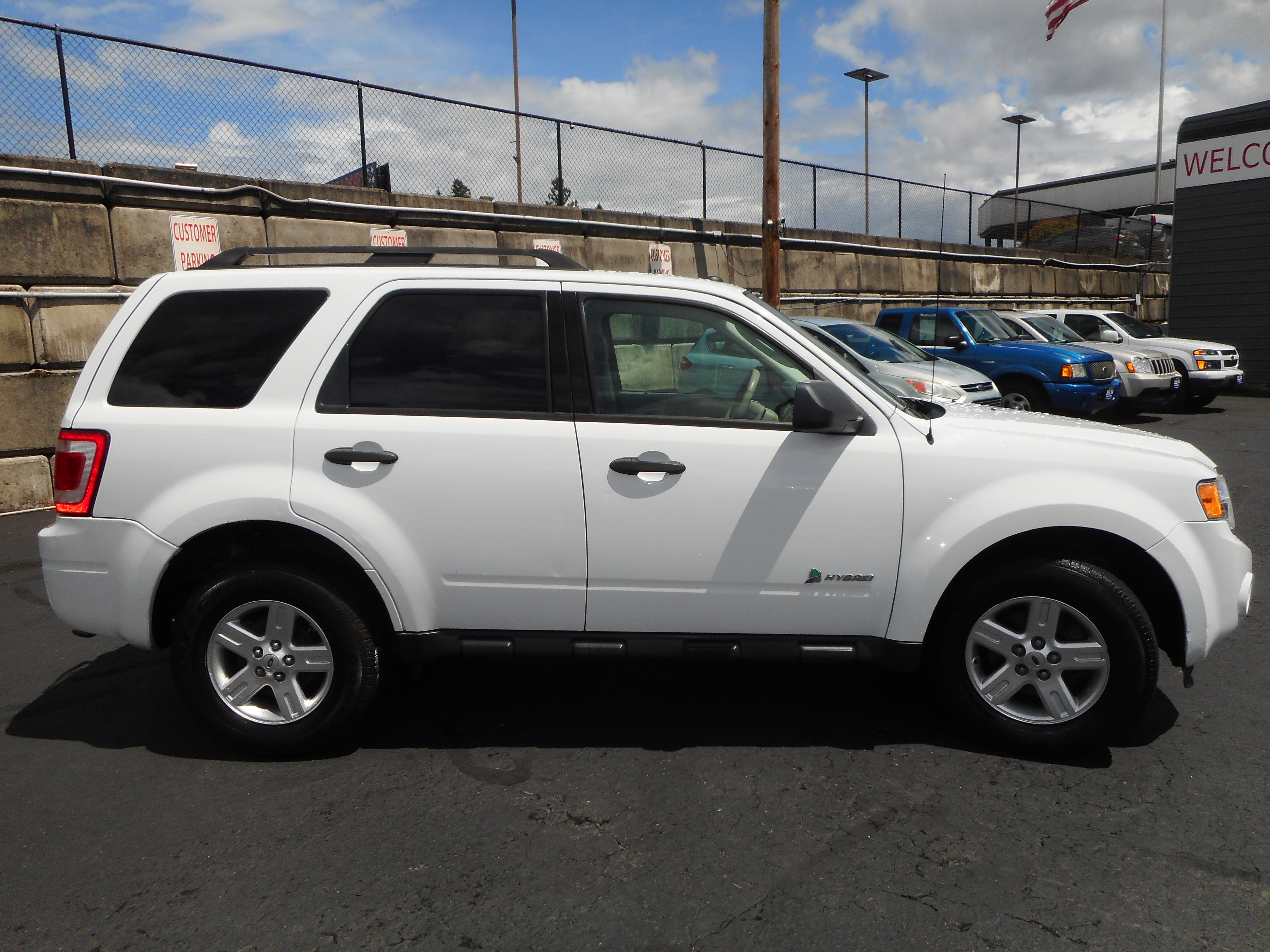 Used 2012 Ford Escape 4WD Hybrid image 2