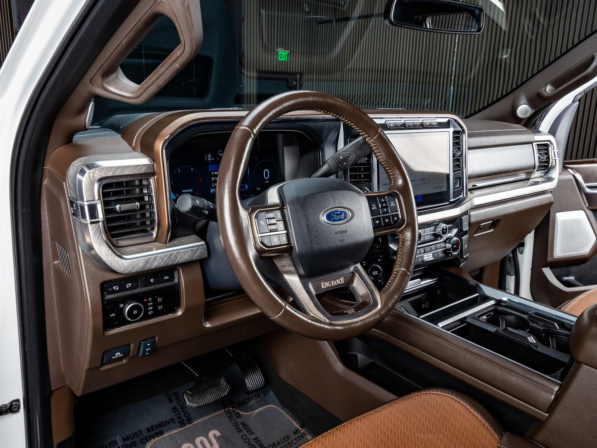 Used 2024 Ford F350 King Ranch AWD/4WD image 17