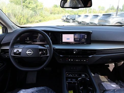 New 2025 Nissan Murano SL w/ Cargo Package AWD/4WD image 11