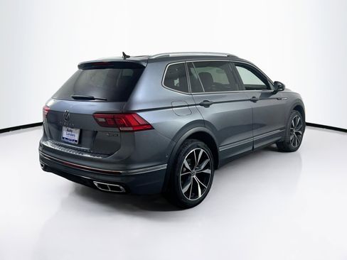 Used 2022 Volkswagen Tiguan SEL R-Line image 5