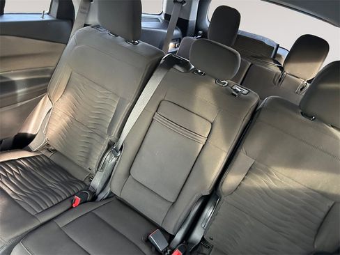 Used 2020 Ford Explorer XLT w/ Comfort Package image 13