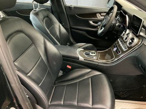 Used 2018 Mercedes-Benz C 300 4MATIC Sedan image 11