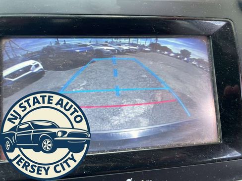 Used 2014 Toyota Highlander Plus AWD/4WD image 6