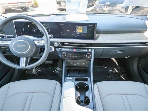 Certified 2025 Hyundai Sonata Limited image 13