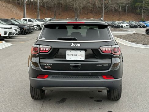 Used 2024 Jeep Compass Limited image 4