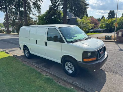 Used 2009 GMC Savana 3500 RWD image 7