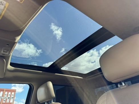 Used 2017 Ford F250 Lariat w/ Lariat Ultimate Package image 13