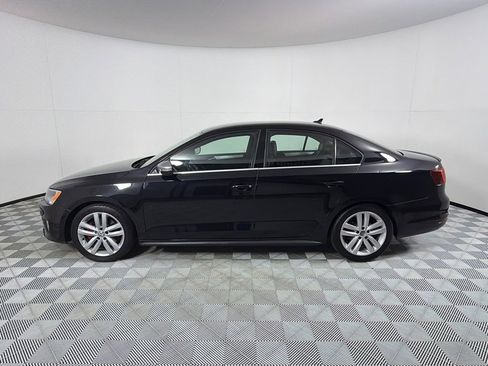 Used 2012 Volkswagen Jetta GLI FWD image 8