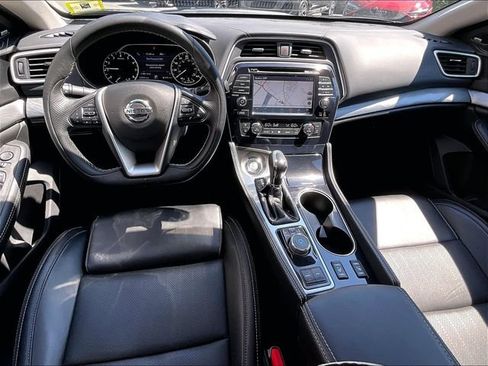 Used 2018 Nissan Maxima 3.5 SL FWD image 12