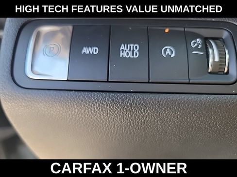 Used 2025 Chevrolet Equinox LT AWD/4WD image 16