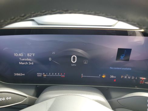 Used 2025 Buick Enclave Preferred image 25