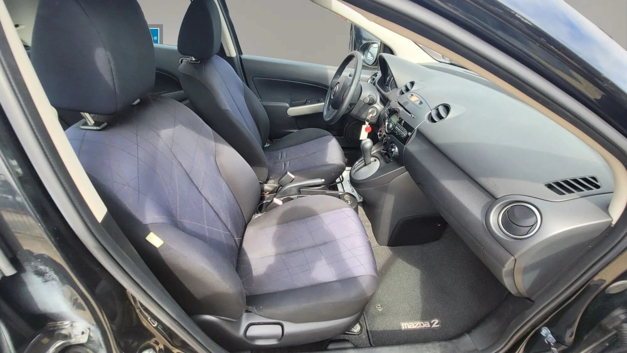 Used 2014 MAZDA MAZDA2 Sport FWD image 18