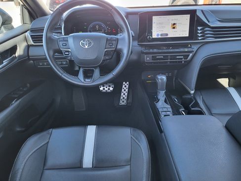 Certified 2025 Toyota Camry SE image 18