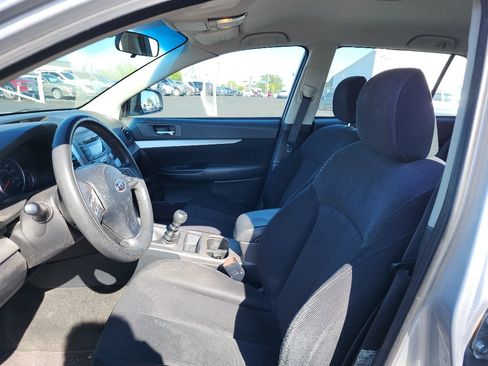 Used 2013 Subaru Outback 2.5i AWD/4WD image 14