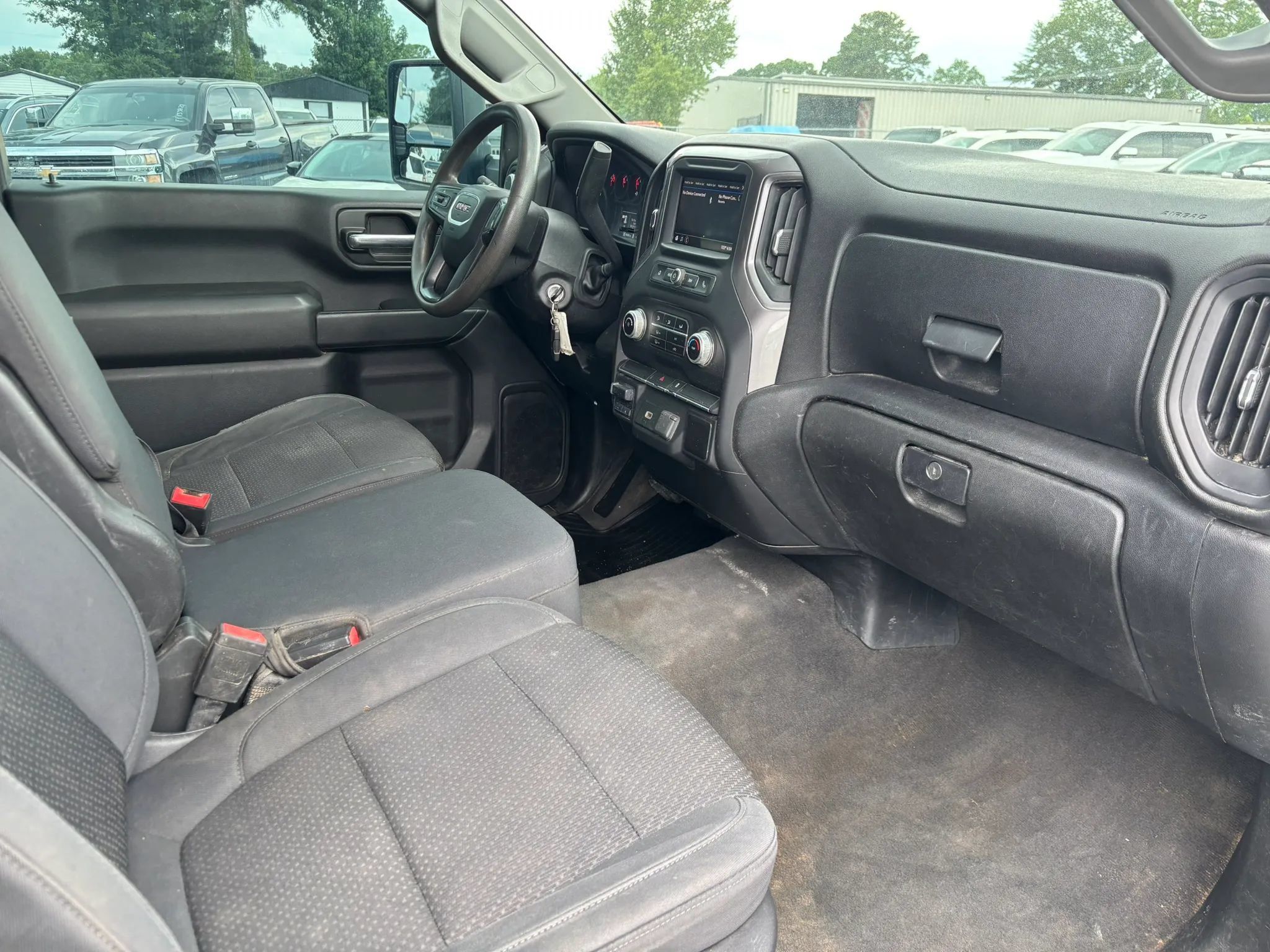 Used 2020 GMC Sierra 3500 4x4 Regular Cab w/ Convenience Package image 12
