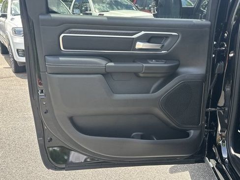 New 2026 RAM 1500 4x4 Crew Cab image 20