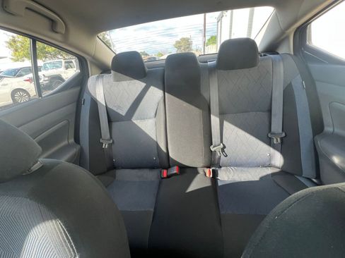 Used 2025 Nissan Versa SV FWD image 38